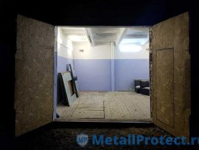 Бывает, монтаж ворот затягивается до ночи Монтаж гаражных ворот в ночное время