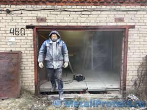 Самостоятельно повторять - не рекомендуется :) Гаражный проём 230 на 200